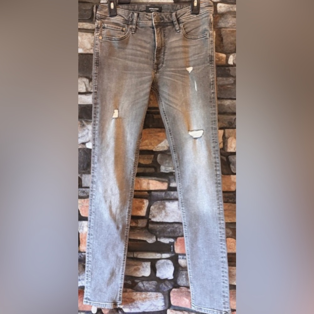 Jack & Jones Skinny Liam Distressed Light Gray Slim Jeans NWOT